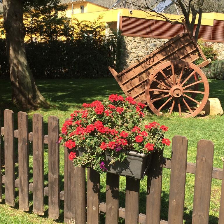 Hotel Rural Can Vila Sant Esteve De Palautordera Kültér fotó